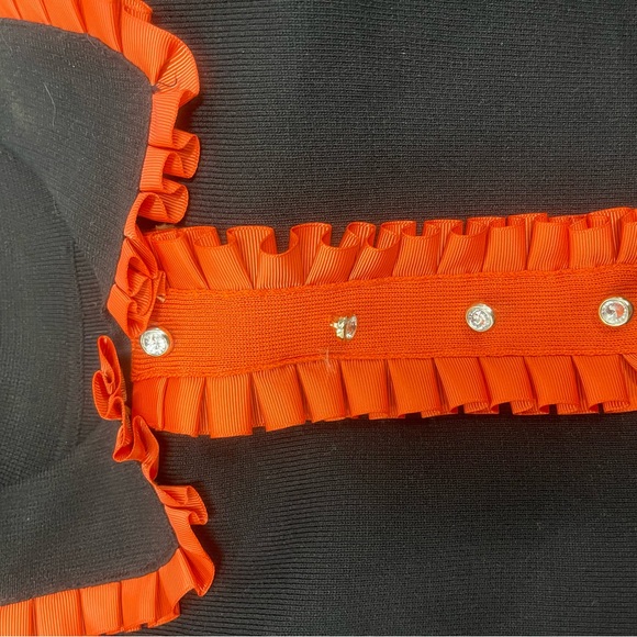 Embroidered bee sweater dress worn once black/orange orange ribbon trim XS - Picture 3 of 6